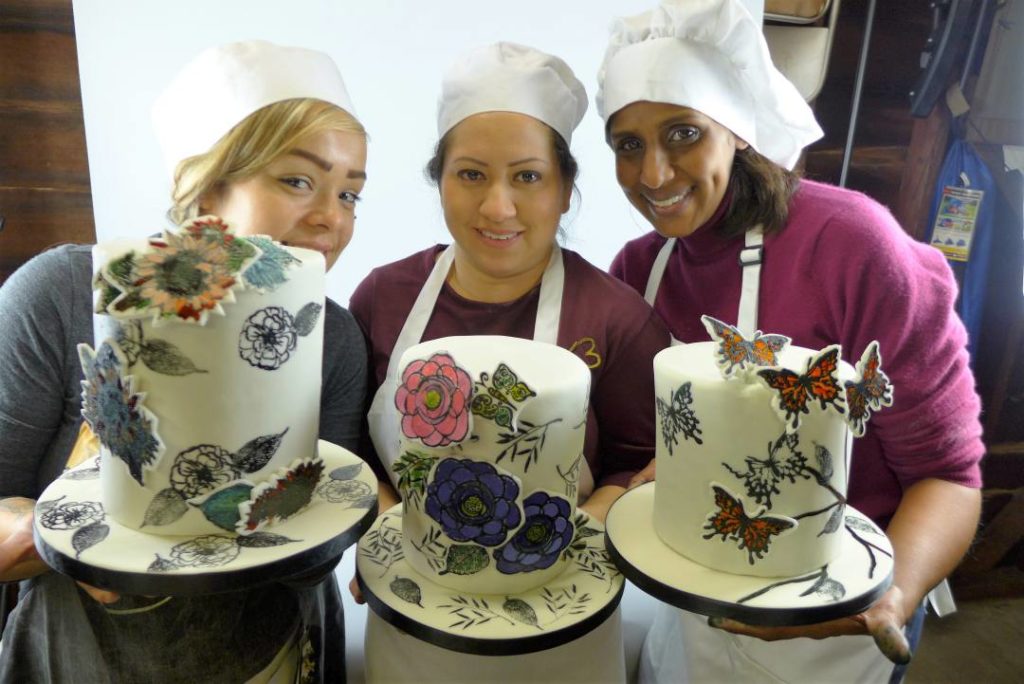 Adult and Professional Classes and Workshops - Baking and Cake Art Academy